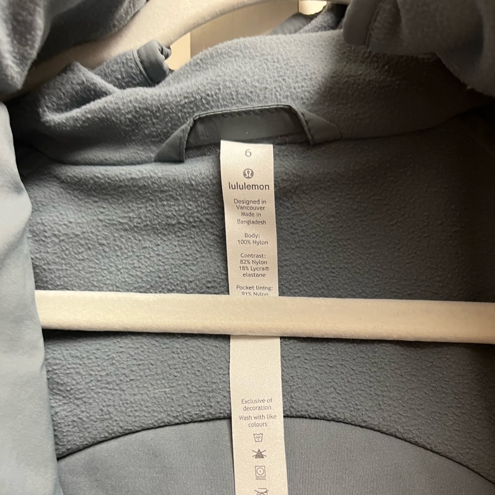 Lulu lemon zip up jacket